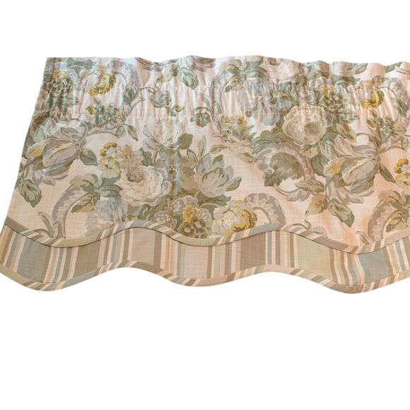 Waverly Spring Bling Scalloped Valance Lot of 2 Window Treatment Farmhouse - Picture 2 of 9
